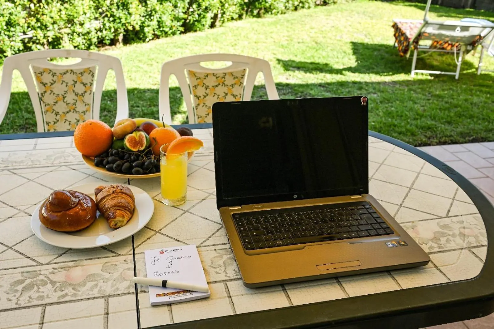 דירות גיארדיני נאקסוס Il Giardino Di Morris